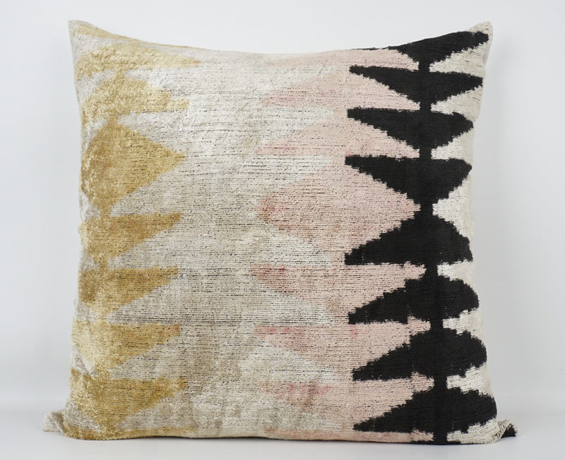 Kissen Offwhite-Schwarz-Rose Kissen