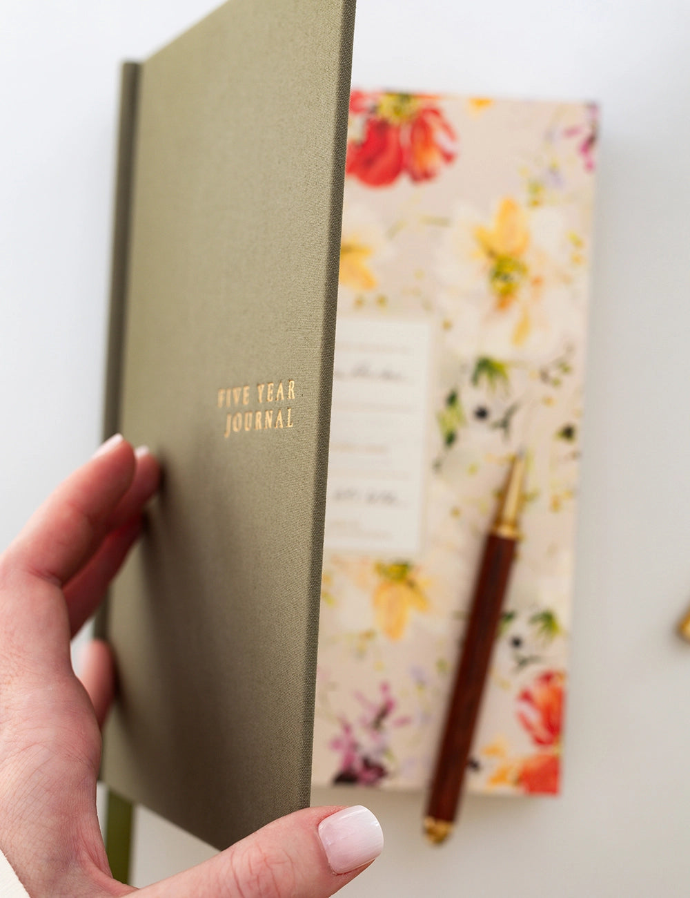 5-Jahres-Tagebuch – Eleganz trifft auf Zeitreise Buch