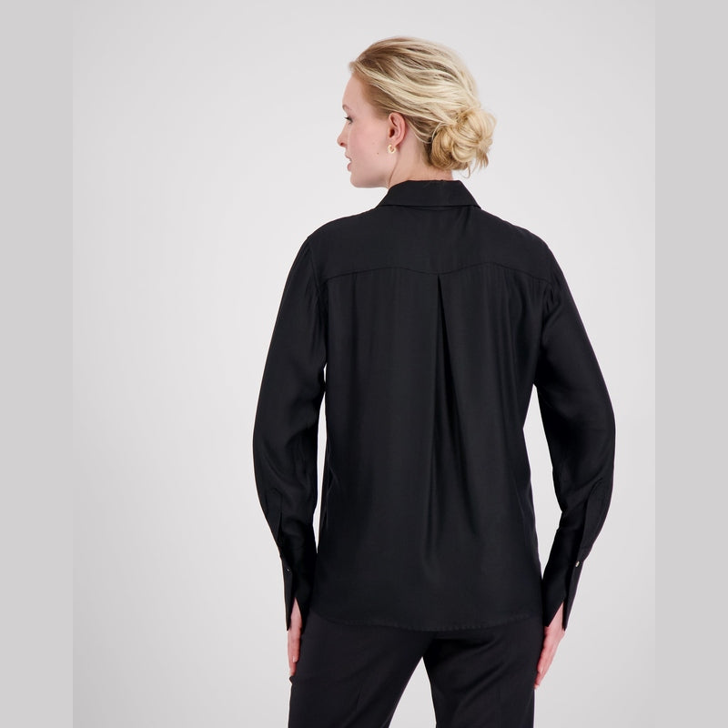 Klassische Bluse aus Ecovero-Viskose mit modernem Kragen
