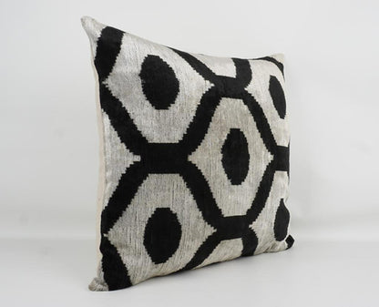 Kissen offwhite-schwarz