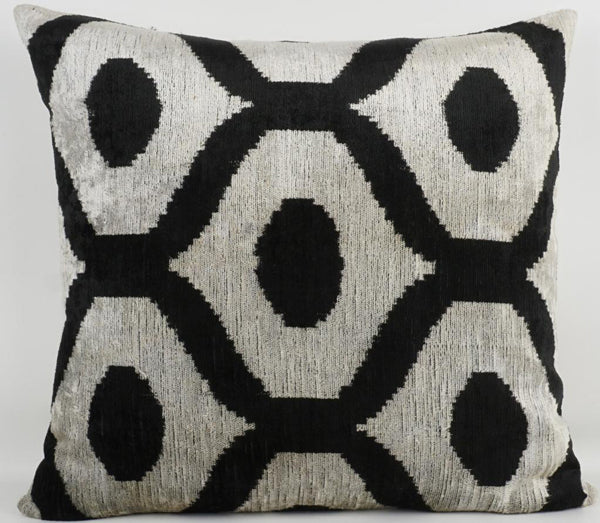 Kissen offwhite-schwarz