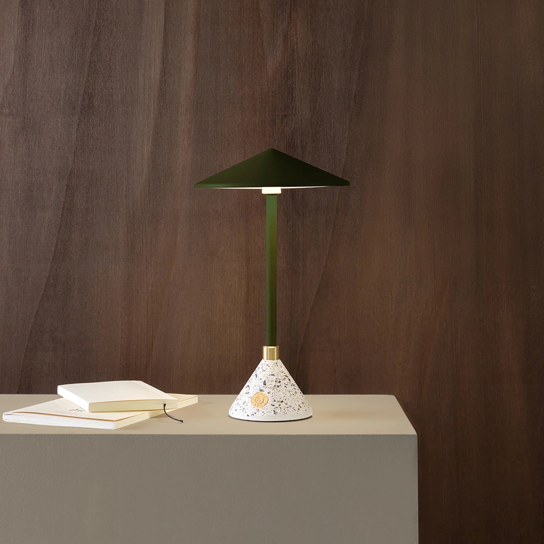 Drahtlose Lampe - AURORE AURORE_USB_00_-_30x30_-_150dpi