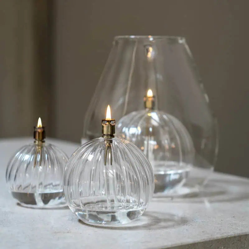 Round elegant brass Öllampe