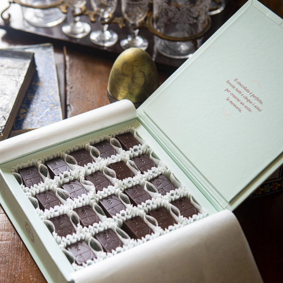 Pralinenbox mit 20 handgefertigten Pralinen – 4 exklusive Geschmacksrichtungen